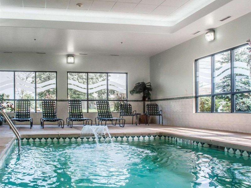Quality Inn Near Walden Galleria Mall Cheektowaga Exteriör bild