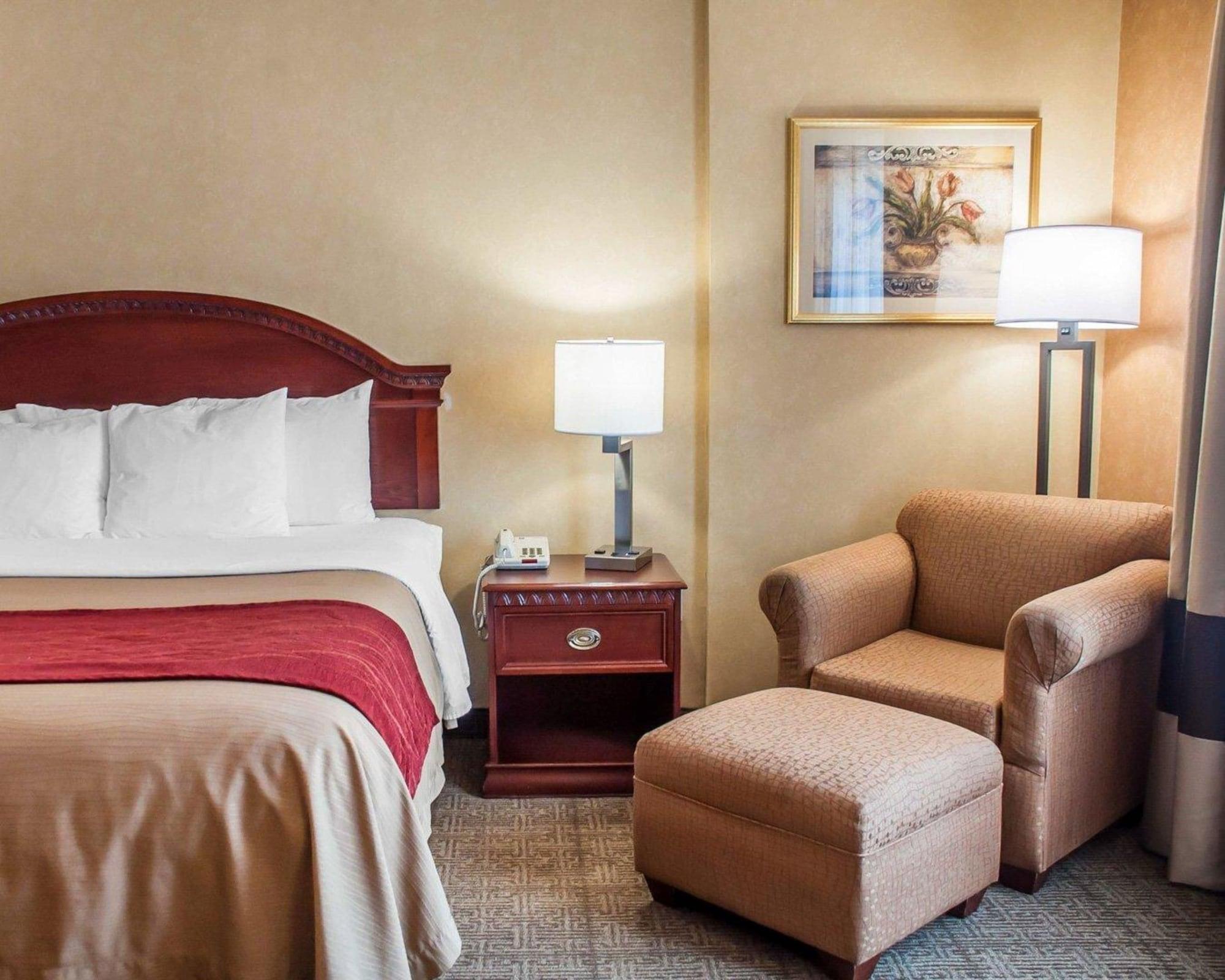 Quality Inn Near Walden Galleria Mall Cheektowaga Exteriör bild