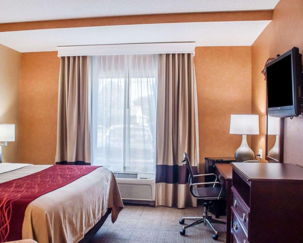 Quality Inn Near Walden Galleria Mall Cheektowaga Exteriör bild